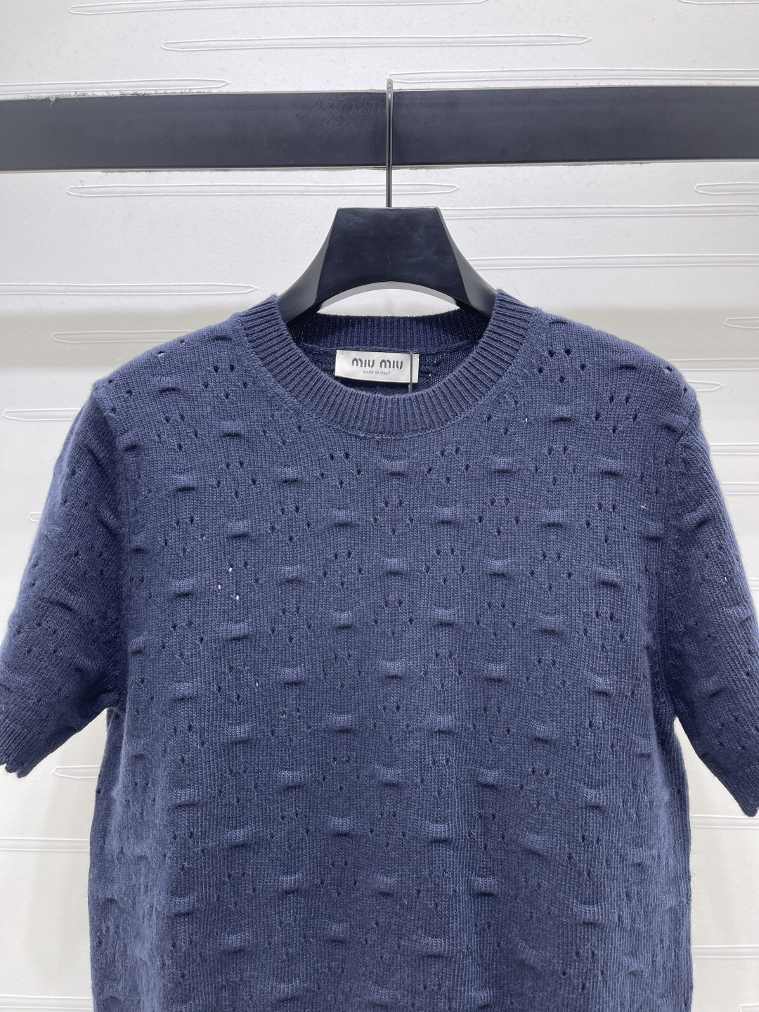 Women's short sleeves